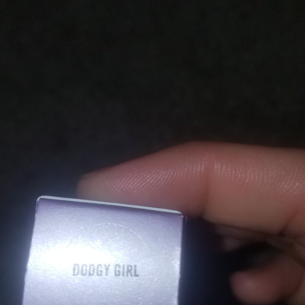 NIB LIPSTICK! - Picture 2 of 3